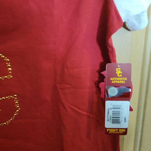 USC TROJANS QUALITY WOMENS POPULAR DESIGN SHIRT - Picture 2 of 5